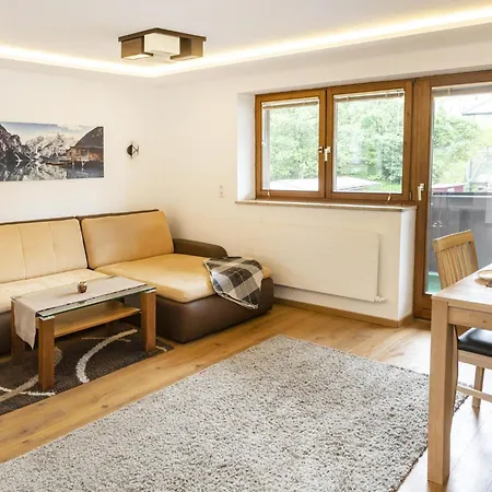 Bei Steiner Apartment